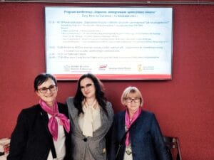 Kafelek na głównej – „Bierzemy udział w dialogu społecznym →”
